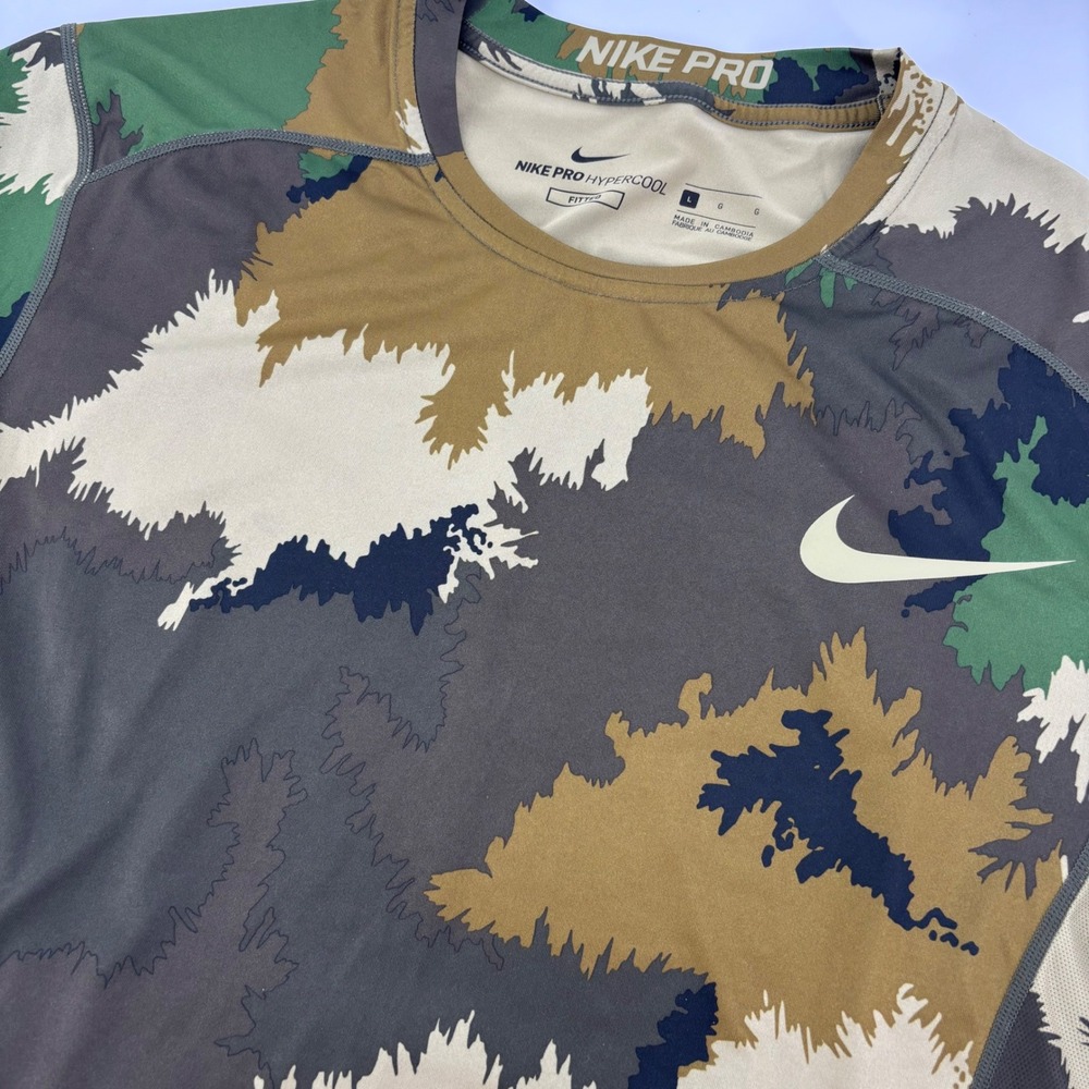Nike Pro Mens Shirt Large Green Woodland Camo Hypercool Fitted Short Sleeve Gym